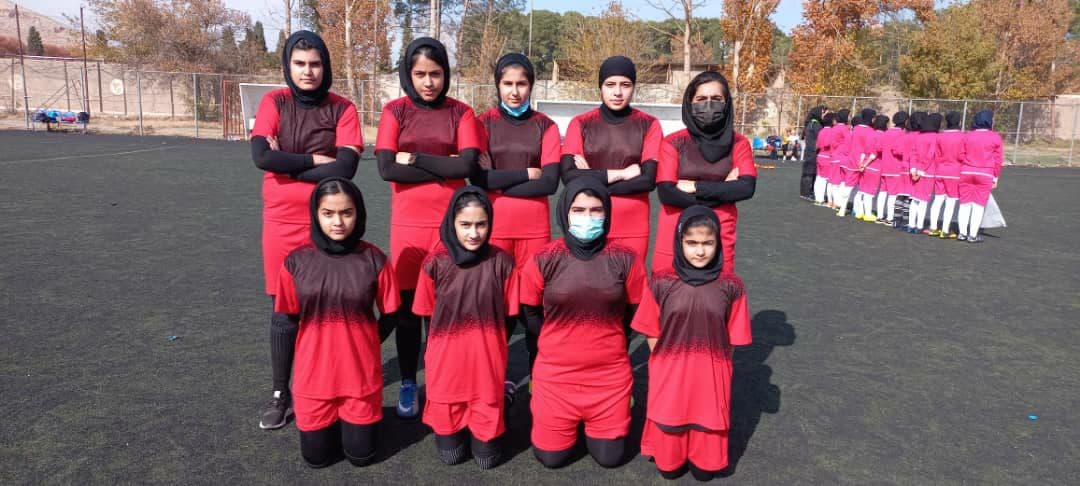 انتخاب سه دختر پلدختری در طرح استعداد یابی فوتبال